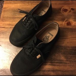 Black suede vans size 8